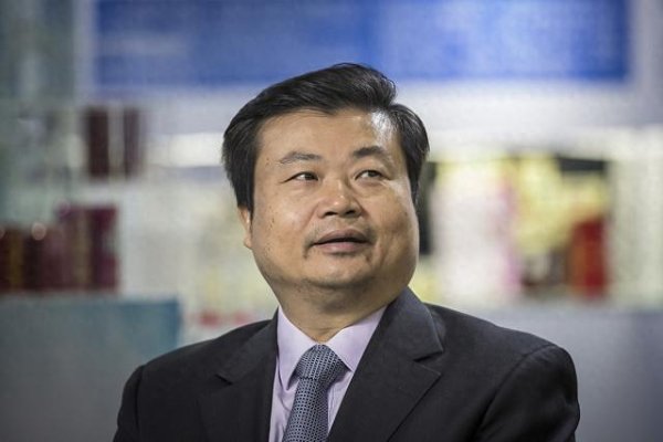 线上配资炒股 广药集团原董事长李楚源被“双开”：去年8月被查，曾多次发表争议言论