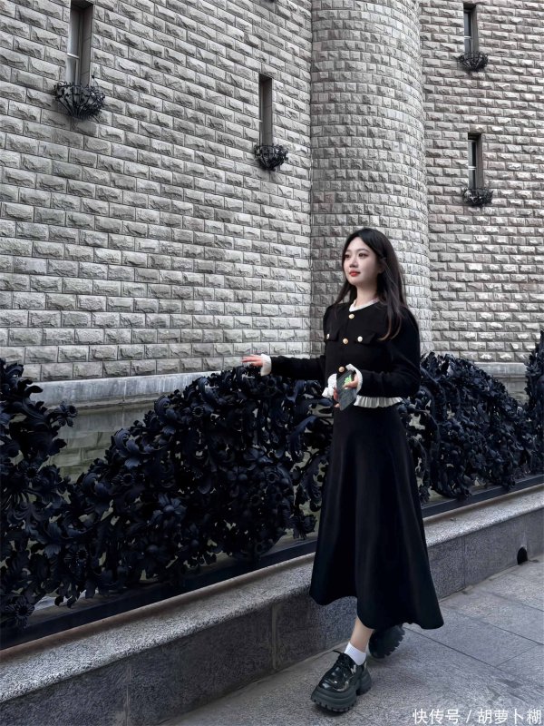 成都股票配资平台 158110 会穿的女孩儿能胖到哪里呀！！